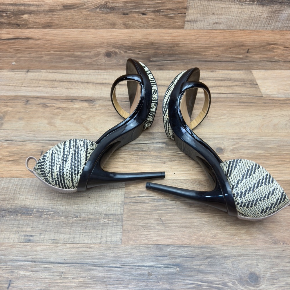 Badgley Mischka By mark James Women size 9.5 shoes Heels Black and Snake Print - Picture 4 of 9